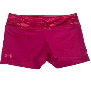 Shorts - Under Armour - fitted shorts -EUC -bundle for additional discount BOX38